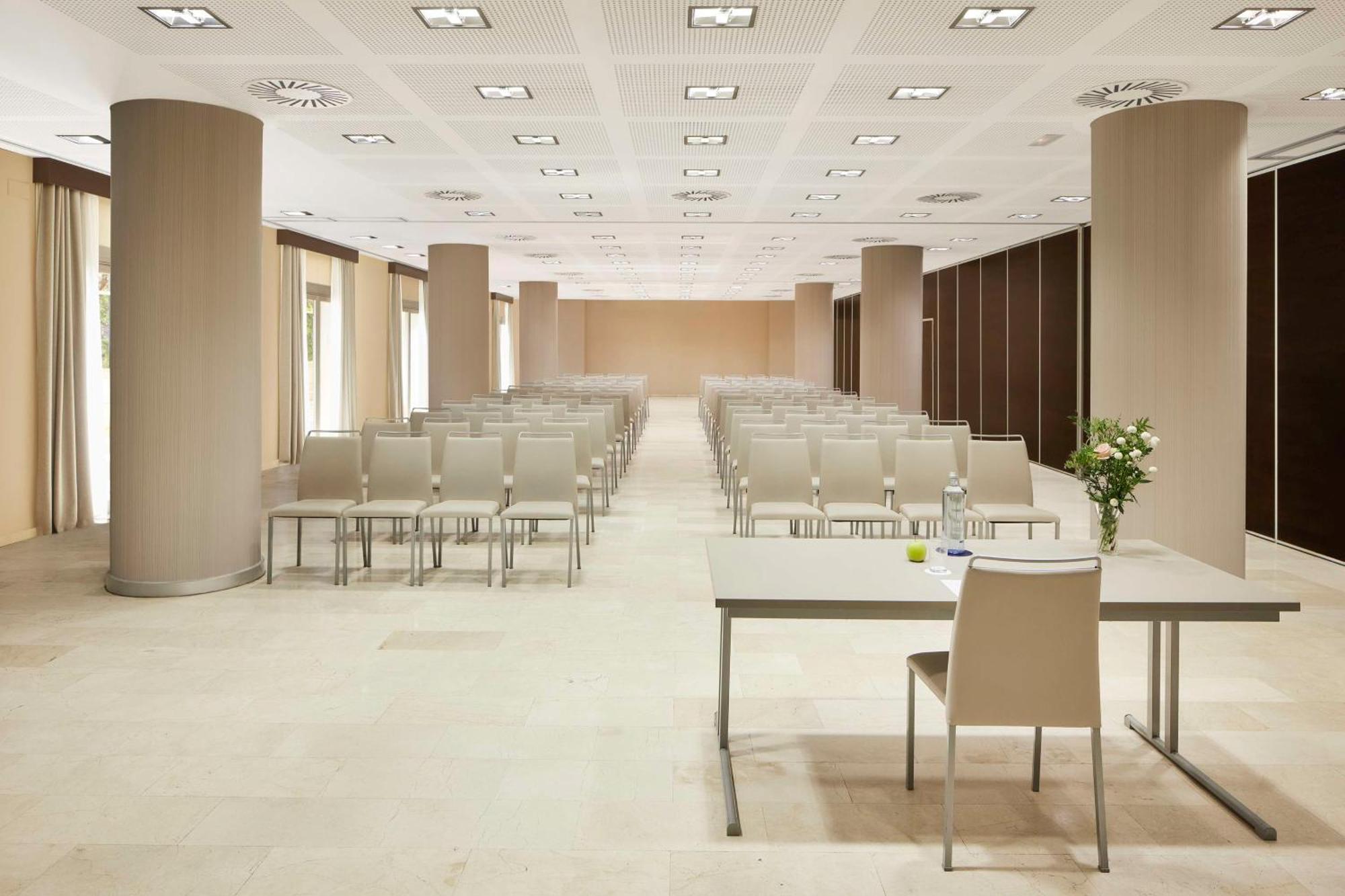 Nh Alicante Exterior photo